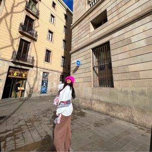 Meet your Posher, Odeia